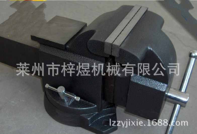 厂家经销球铁台钳  6''