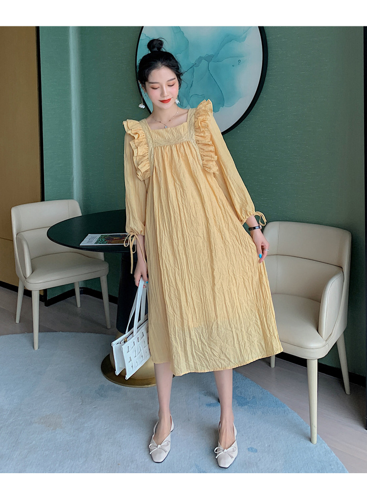 Maternity Dress Image 9