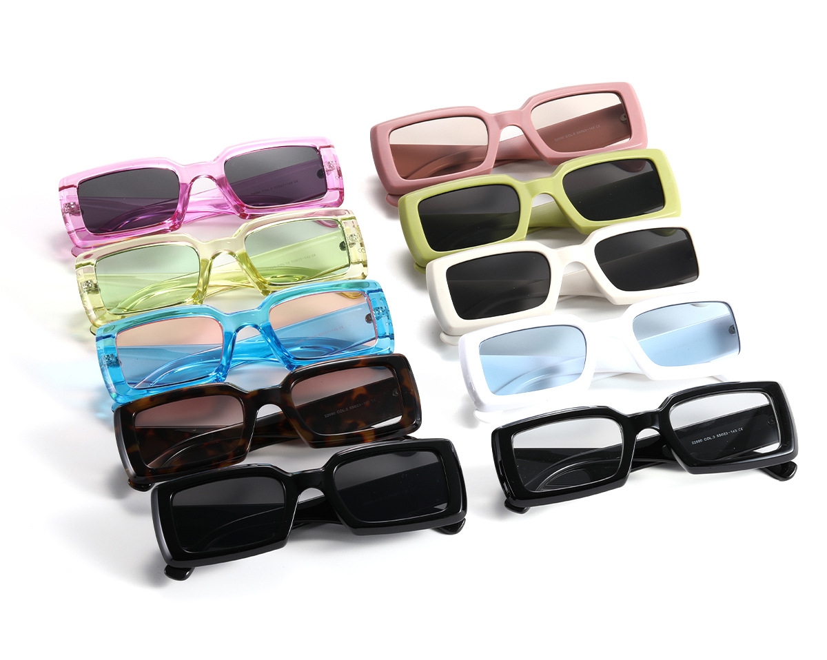 Nouvelles Lunettes De Soleil À La Personnalité Noire De Plage display picture 14