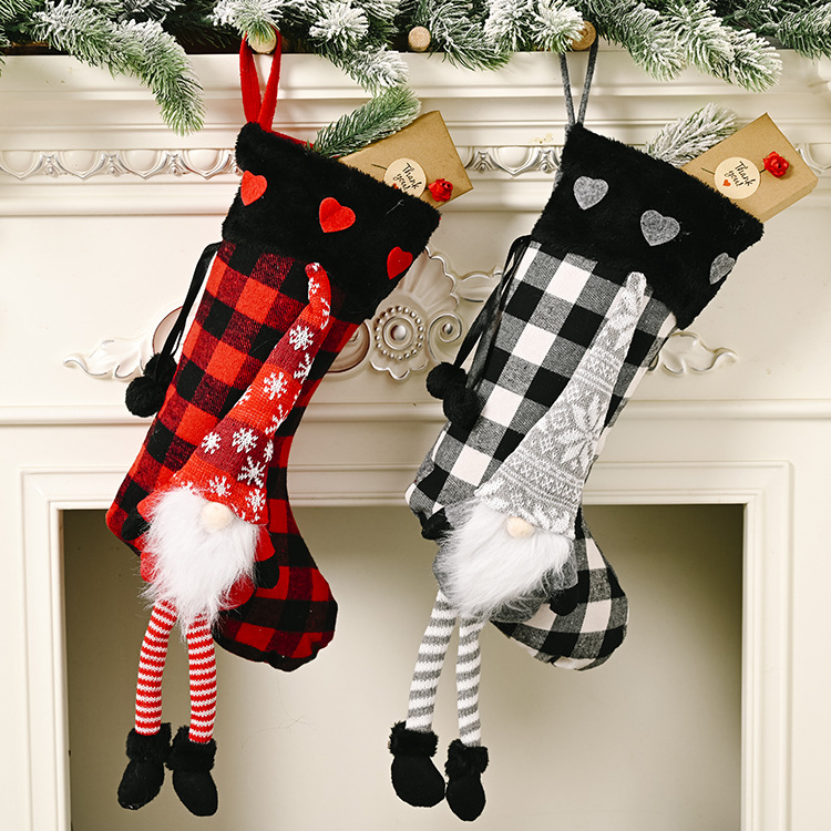 Haobei Christmas Supplies Red Love Fluff Hanging Leg Plaid Christmas Stockings Creative Decorative Socks Gift Socks For The Elderly display picture 14