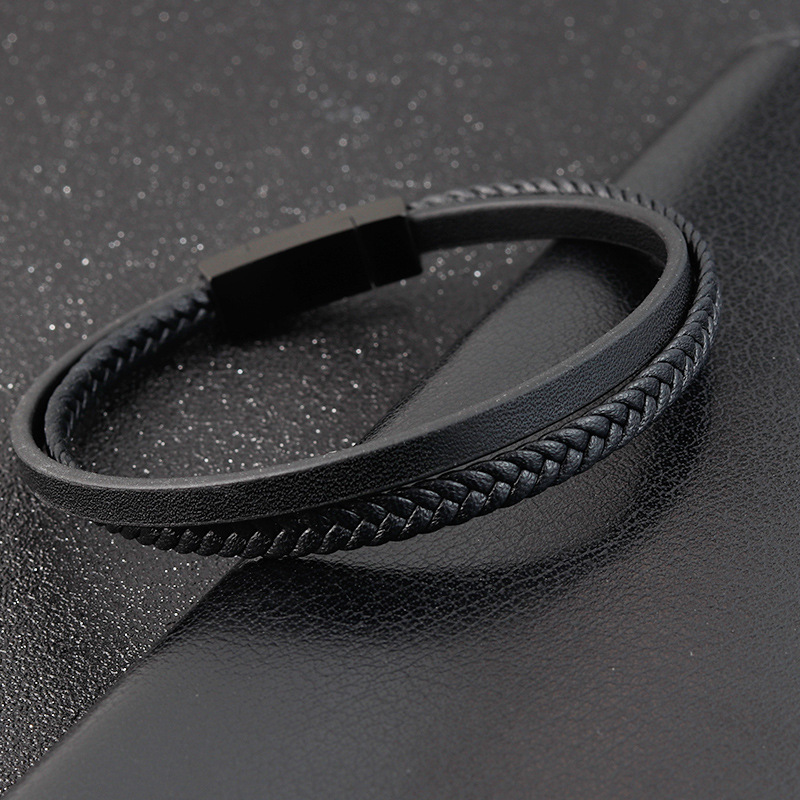Leather bracelet simple leather bracelet men's cowhide bracelet original jewelry magnet bracelet L20103