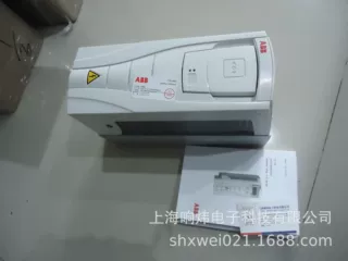 ABB变频器 ACS800-04-0120-3+E202+P901  198APLCABB变频器 ACS80