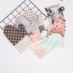 Kitchen baking oven microwave silicone heat-insulating gloves exquisite high-temperature grid gloves wholesale