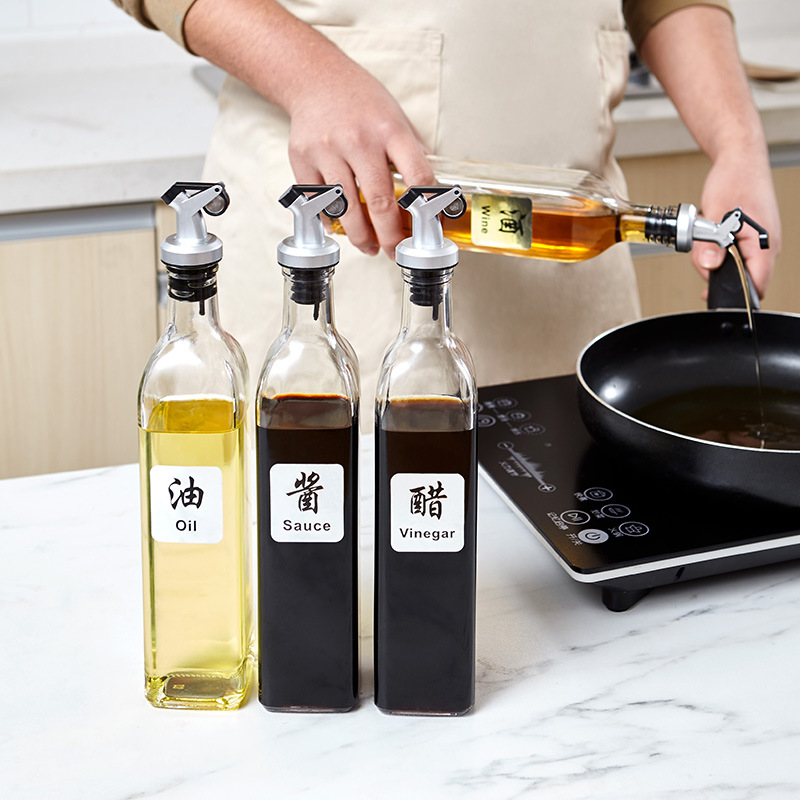 Square glass condiment bottle glass oil pot home kitchen automatic opening and closing oil spout condiment oil vinegar bottle oil tank pot
