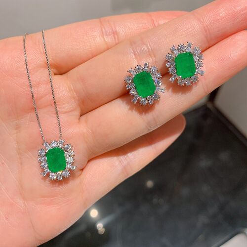 Zhuang Shengsheng Jewelry Internet Celebrity Live Broadcast Hot Selling European and American Fashion Popular Imitation Emerald Necklace Earring Emerald Set 