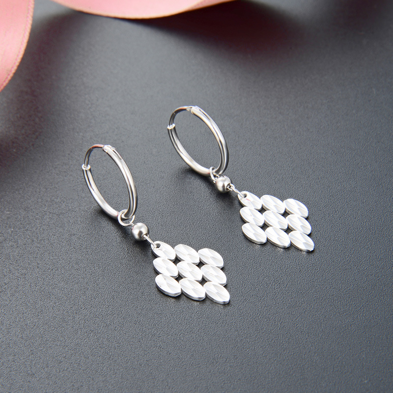 Estilo coreano s925 pendientes de plata de las mujeres de moda nuevos pendientes elegantes de diamantes simples pendientes de todo fósforo fábrica al por mayor