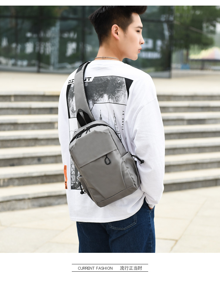 Men's Chest Bag Business Casual Large Capacity Outdoor Travel Portable Earphone Hole Shoulder Bag Wholesale display picture 7