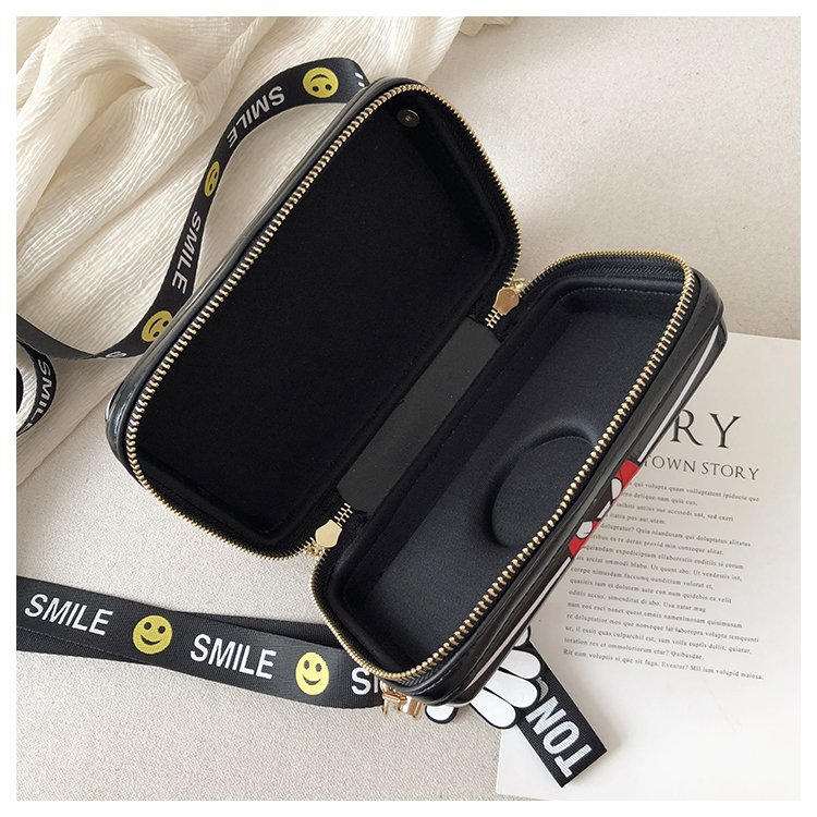 Korean Mobile Phone Coin Purse Small Shoulder Bag Wholesale Nihaojewelry display picture 24