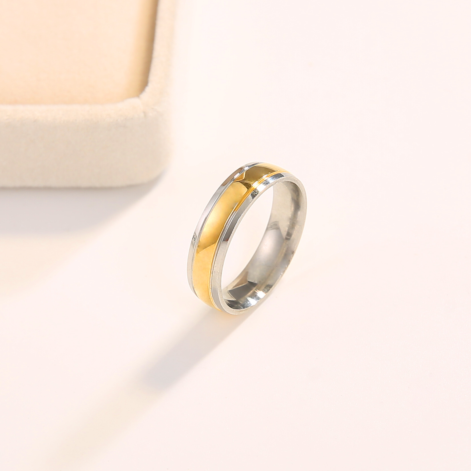 Zircon Inlay Material Rings Classification Romantic Simple Style Round Stainless Steel Plating Inlay Zircon Couple Rings