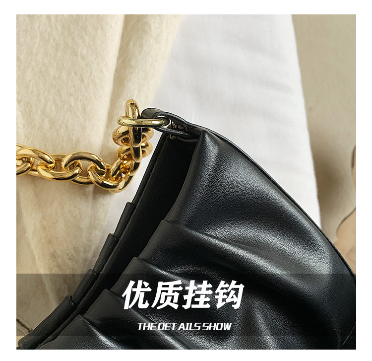 New Retro Fold Fashion One Shoulder Underarm Bag display picture 21
