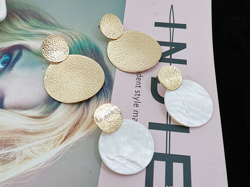 Plating Design Exaggerated Round Alloy Shell Plating Women's Drop Earrings