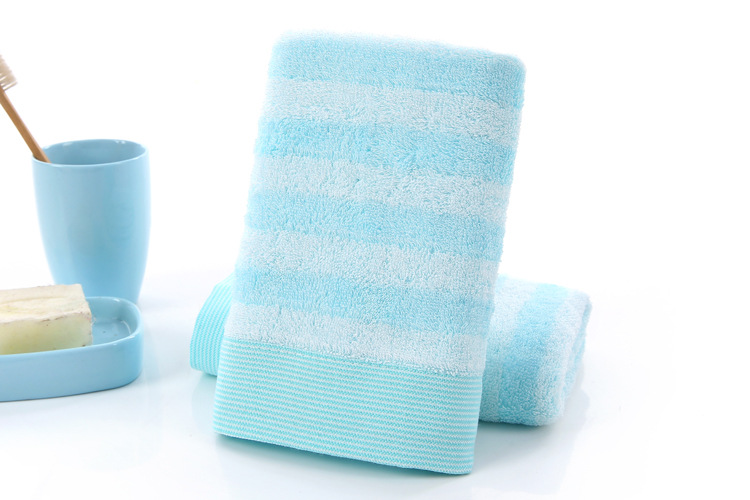 Single gauze color strip blue