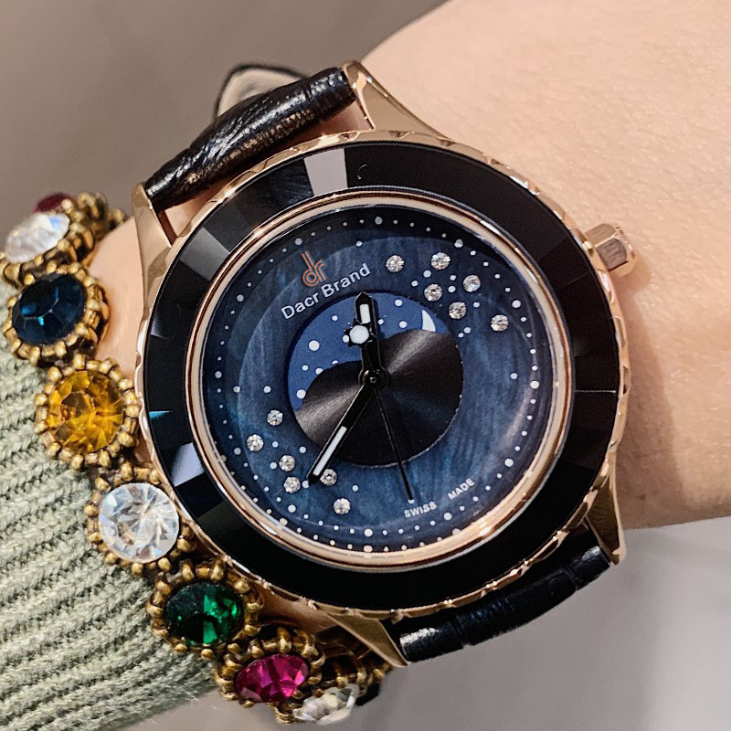 DACR New Fashion Light Luxury ins Style Women's Belt Watch Internet Celebrity Same Style Personality Galaxy Dial Watch Women