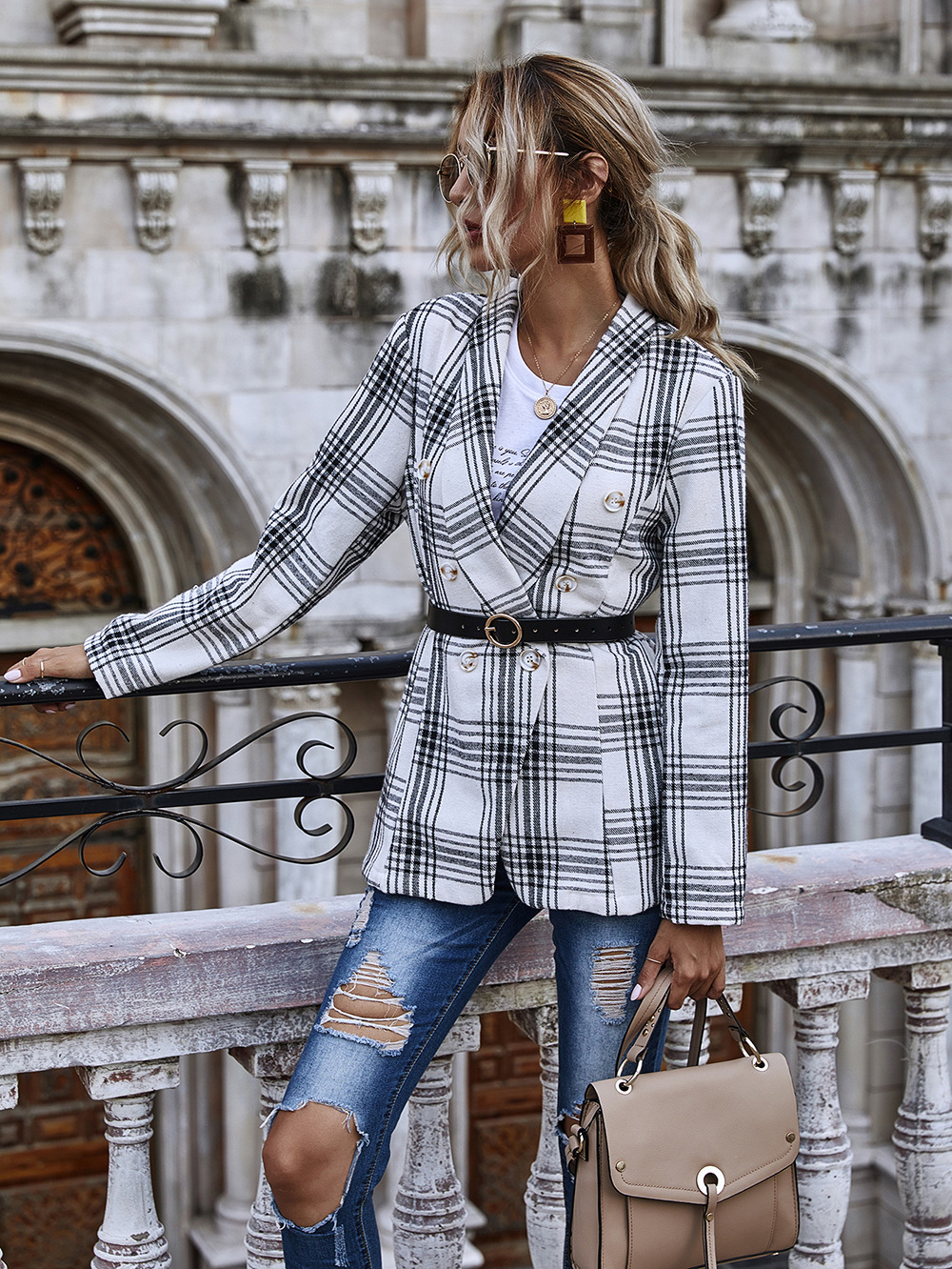 Women Slim-fit Plaid Double-breasted Long-sleeved Jacket Wholesale display picture 10