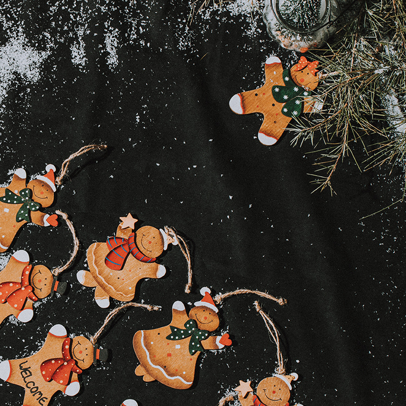 Pan de jengibre de madera hombre niño niña colgante decoración de Navidad pintada a mano sonriente decoración de árbol de Navidad pintada a mano viento