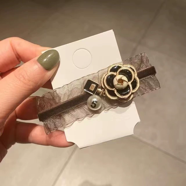 Канель-стиль заколка для волос набор с жемчужинами в духе Chanel и акцентами в виде маленького медвежонка, различные цвета