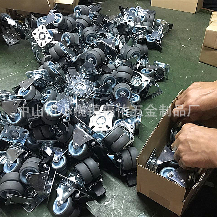 工厂轻型脚轮2寸斜孔双轮刹车万向轮工业设备轮洗衣机底座脚轮