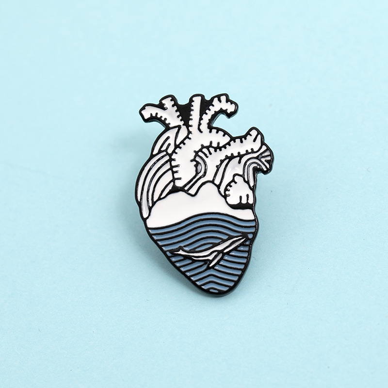 New Brooch Trend Heart Series Brooch Alloy Drop Oil Heart Brooch Student Bag Accessories Wholesale Nihaojewelry display picture 1