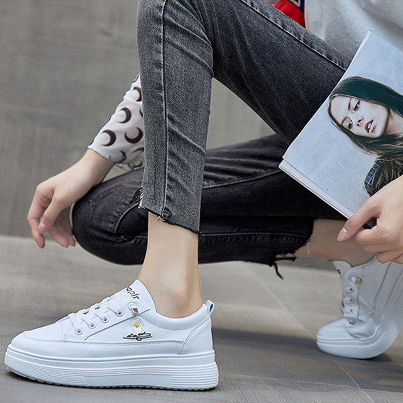 小雏菊小白鞋女2020夏季新款学生韩版百搭板鞋女透气跑步女鞋批发|ru