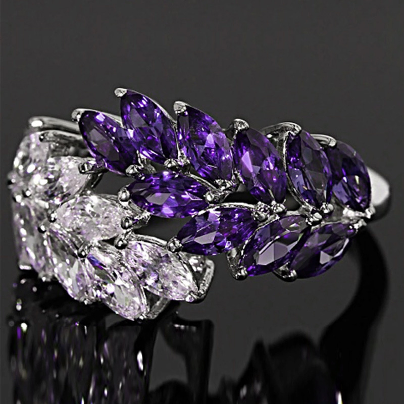 Creative Fashion Copper Inlaid Zircon Two-colors Small Leafs Ring Wholesale display picture 1