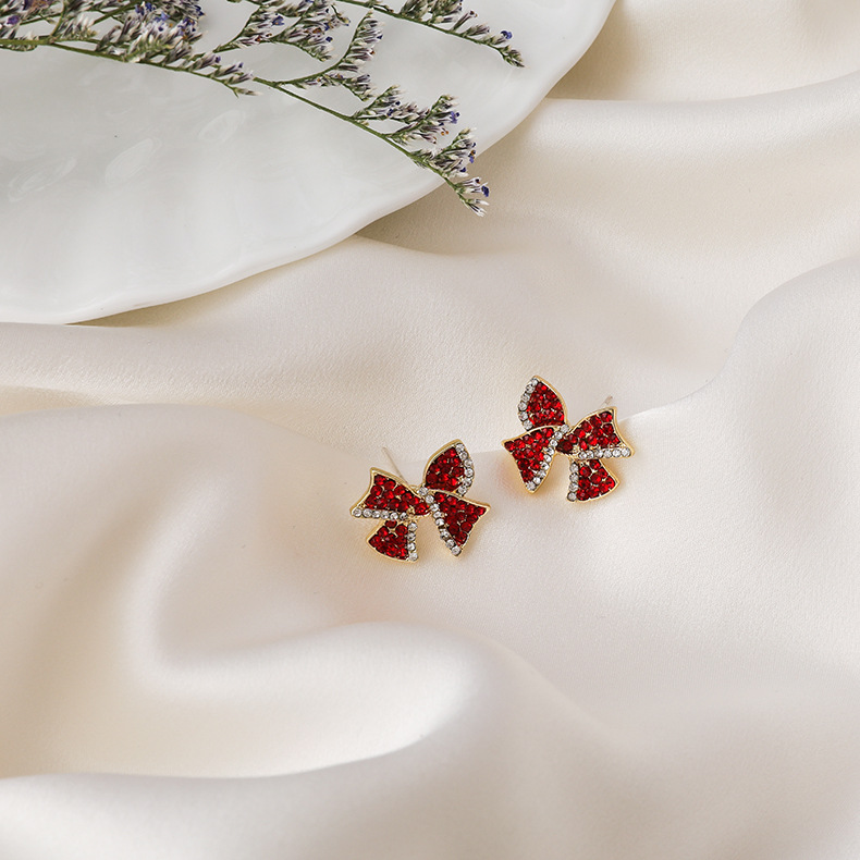 Red Diamond Bow Stud Earrings display picture 2