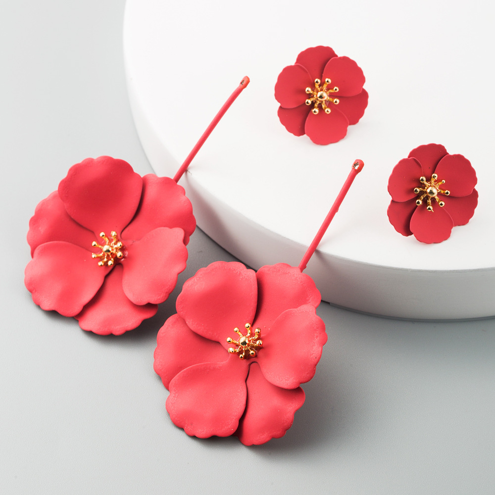 Korean Fashion Sweet Exaggerated Inlay Earrings Boho Alloy Flower Long Earrings display picture 6