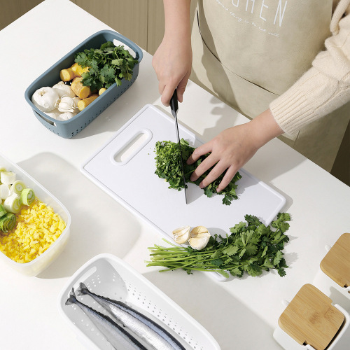 Multifunctional drain basket plastic square double-layer kitchen fruit and vegetable basket with contrasting color and thickening can be hung for storage