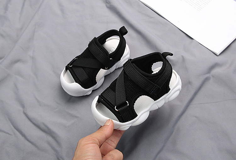 Solid Soft Sole 2021 Summer New Children's Sandals For Men And Women Baby Brand Children's Shoes Beach Shoes display picture 12