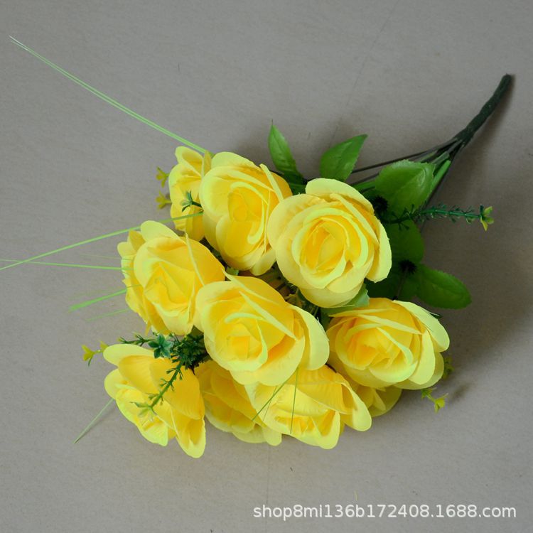 Chengdu flor de seda de simulación de alta calidad y barata 12 flores de mango de rosa de 42cm flores de mango de plástico de rosa de jardín falso