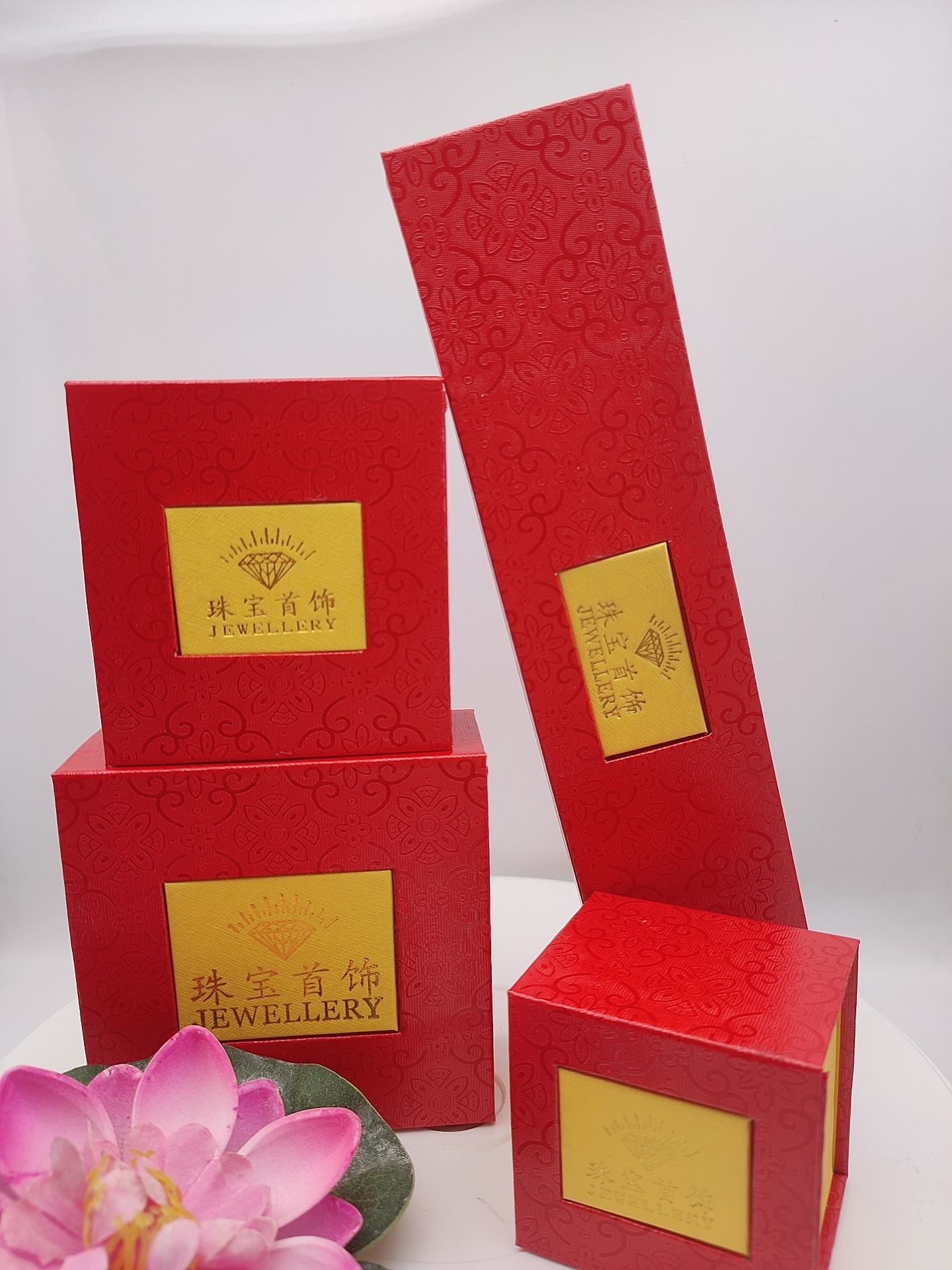 厂家直销开窗回型珠宝首饰盒戒指吊坠手镯项链盒可定制