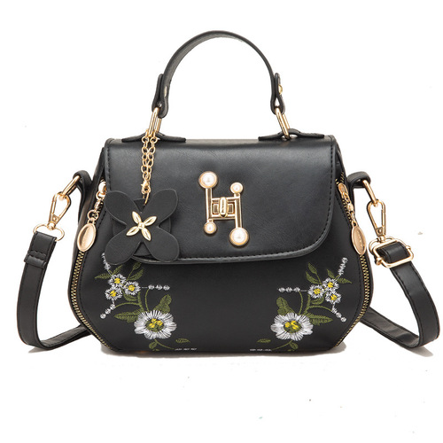 Manufacturer wholesale women's bag  autumn new fashion bucket bag embroidered bag cover type shoulder crossbody bag on behalf of