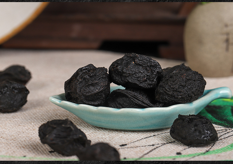 Wu Mei Dried Plum (Prunus mume) — Unsulfured Smoked-Free Food Herb for Sour Plum Drink & Tea in use