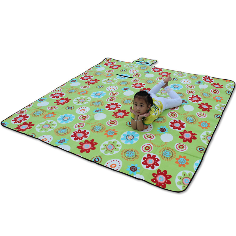 초대형 알루미늄 필름 바닥 스웨이드 피크닉 매트 방습 매트 등산 매트 점심 시간 매트 슈퍼 내마모성 2*2m