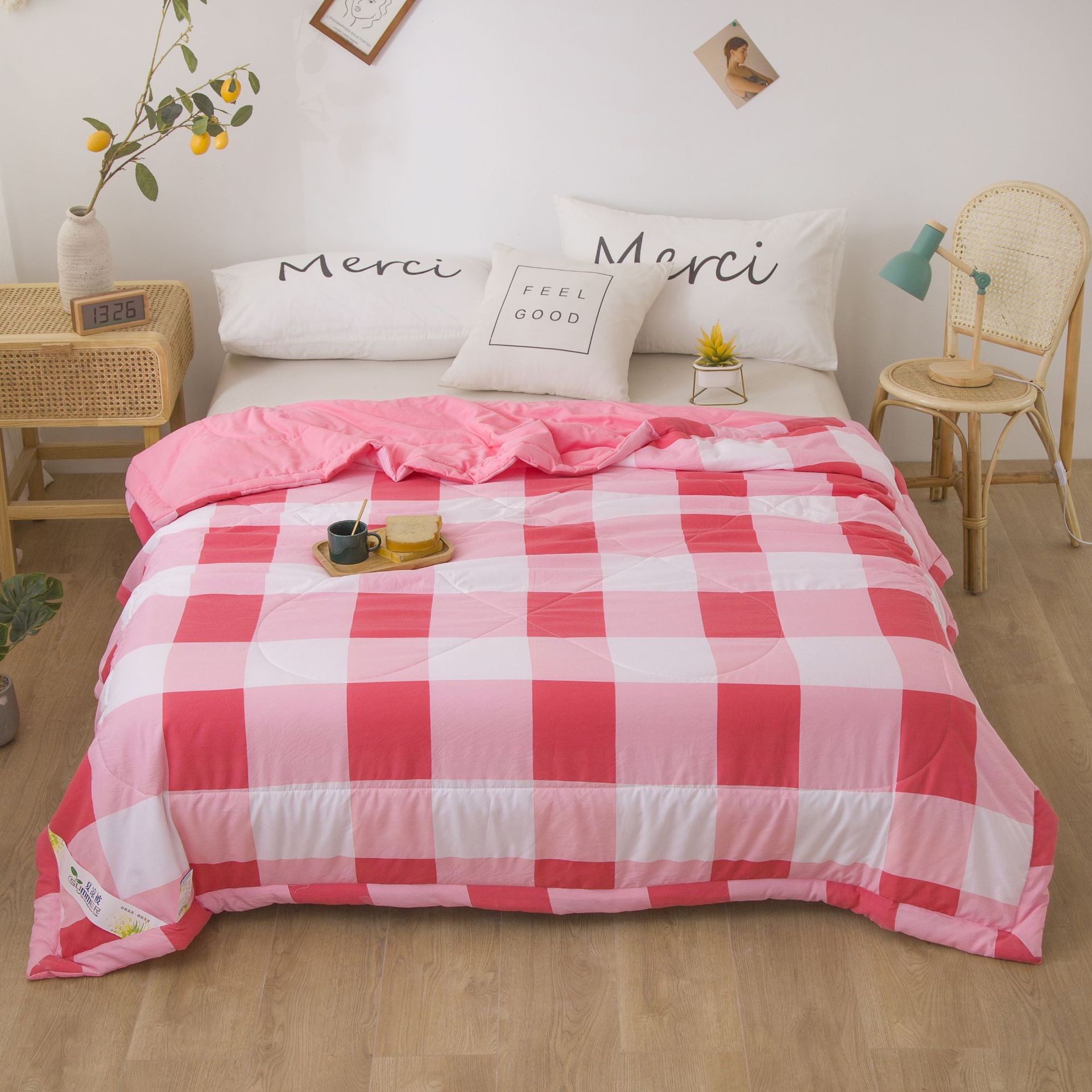 Manufactor Direct selling Washed cotton Cool in summer Special Offer Promotion solar system Washed cotton summer quilt Naked quilt