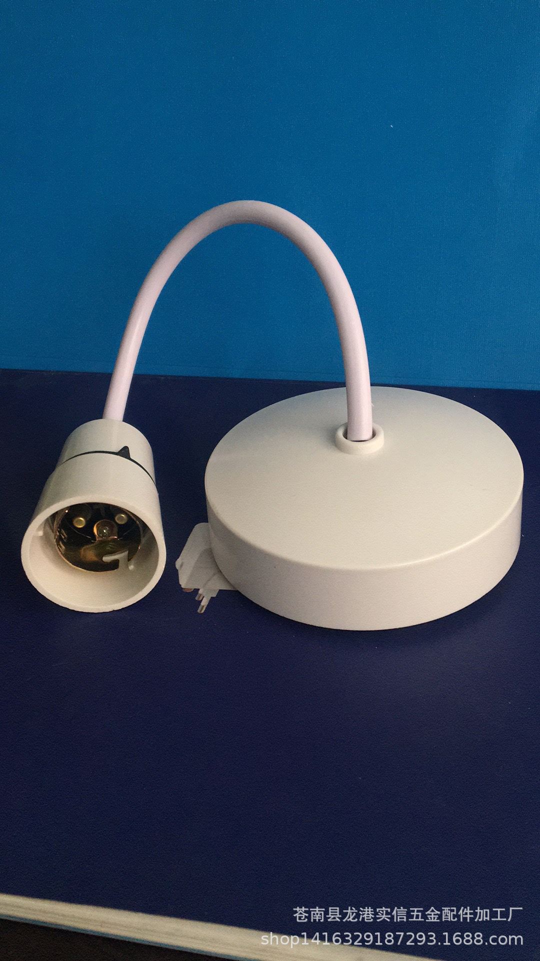 外贸出口B22灯头灯座节能灯口平螺口灯座F27灯头灯座