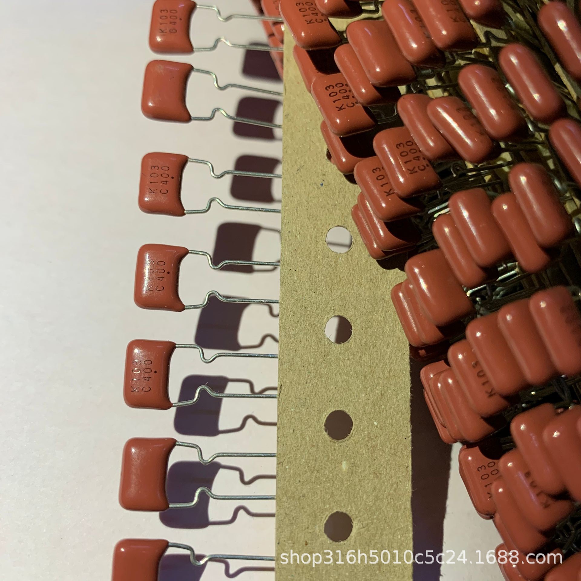 103/400V  10NF/250V  0.01UF/100V  7.5MM  进口编带CBB薄膜电容