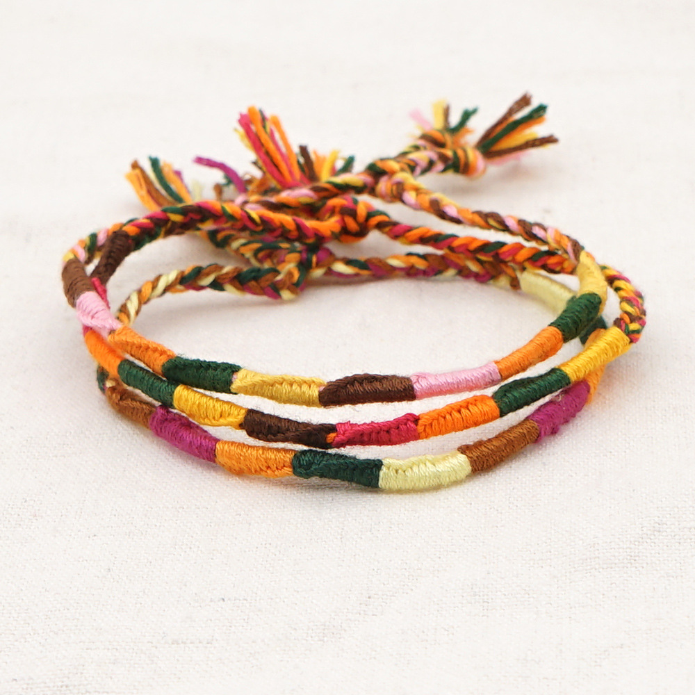 Bracelet Élastique Artisanal En Coton Tressé Style Bohème Couleur Art Ethnique display picture 17