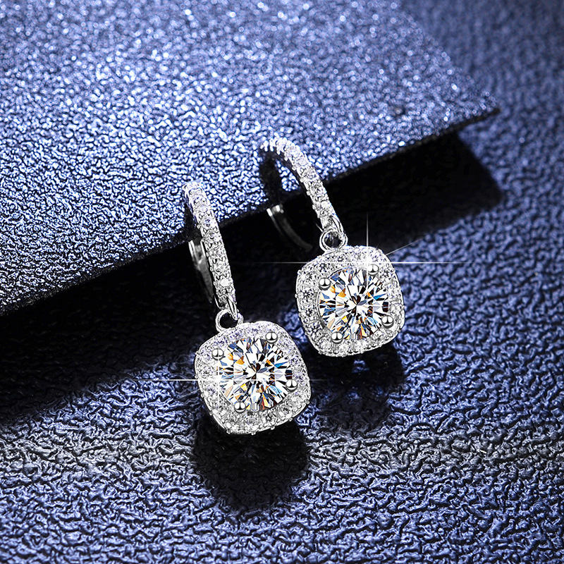 Simple Style Square Sterling Silver Inlay Moissanite Earrings display picture 2