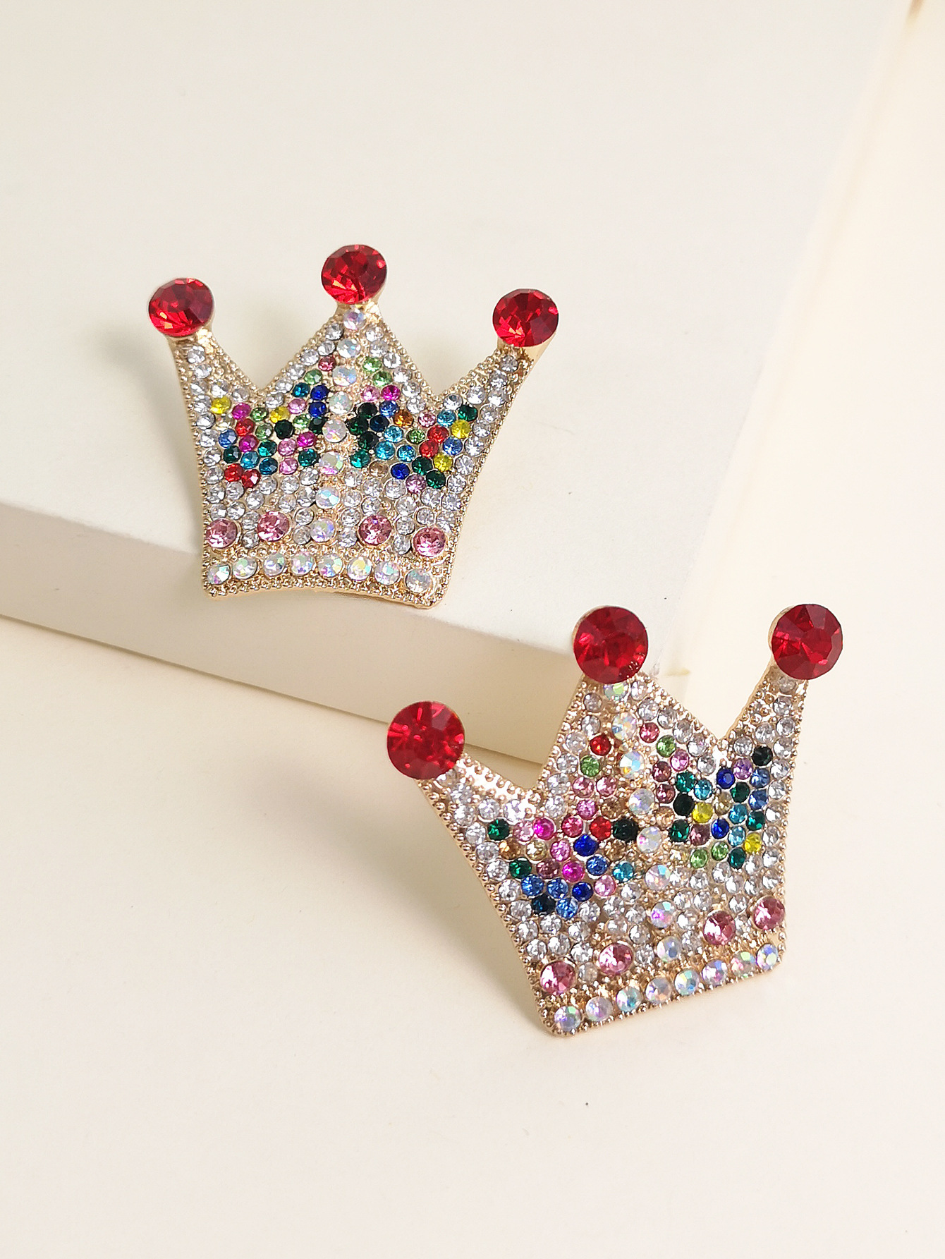 Fashion New  Crown  For Women Full Of  Diamond Cute Simple  Earrings  Nihaojewelry Wholesale display picture 7