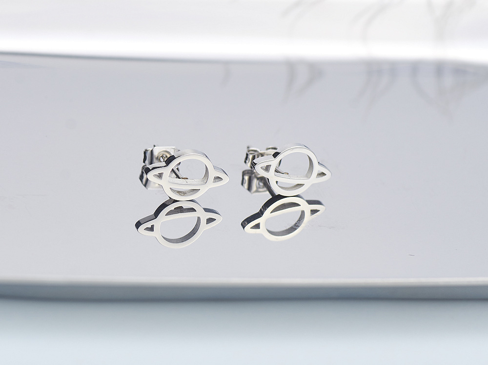 Wholesale Jewelry Universe Saturn Stainless Steel Stud Earrings Nihaojewelry display picture 5