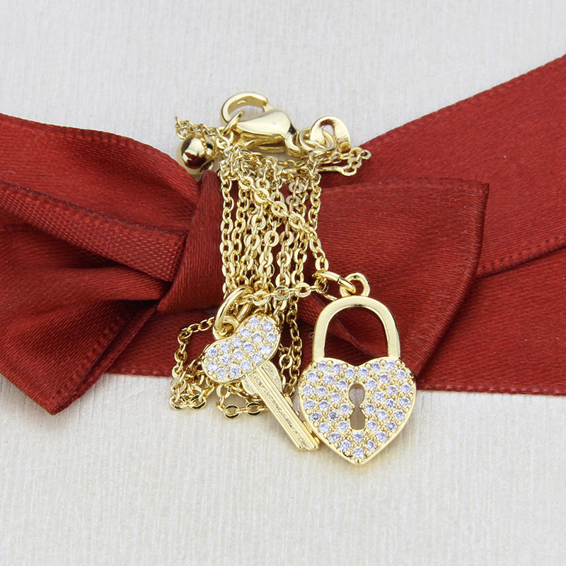 inlaid zirconium key diamond lock tag necklace