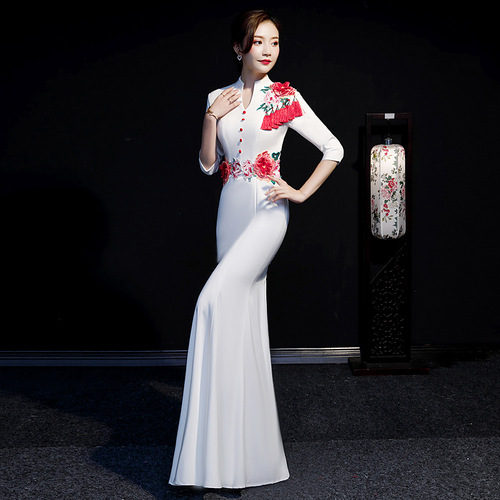 White Chinese dresses qipao dresses evening dress fishtail cheongsam model show group performance dress embroidered peony girl