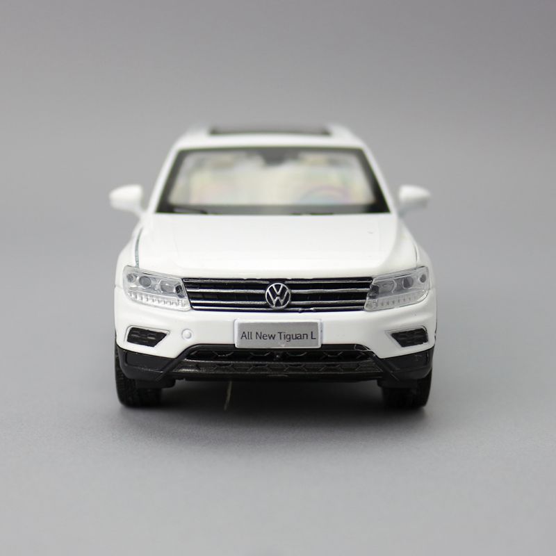 Volkswagen Tiguan L (8).JPG