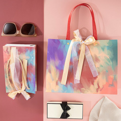 Oil painting style fashion souvenir gift bag women's clothing bag internet celebrity paper bag hand bag packaging bag shopping paper bag