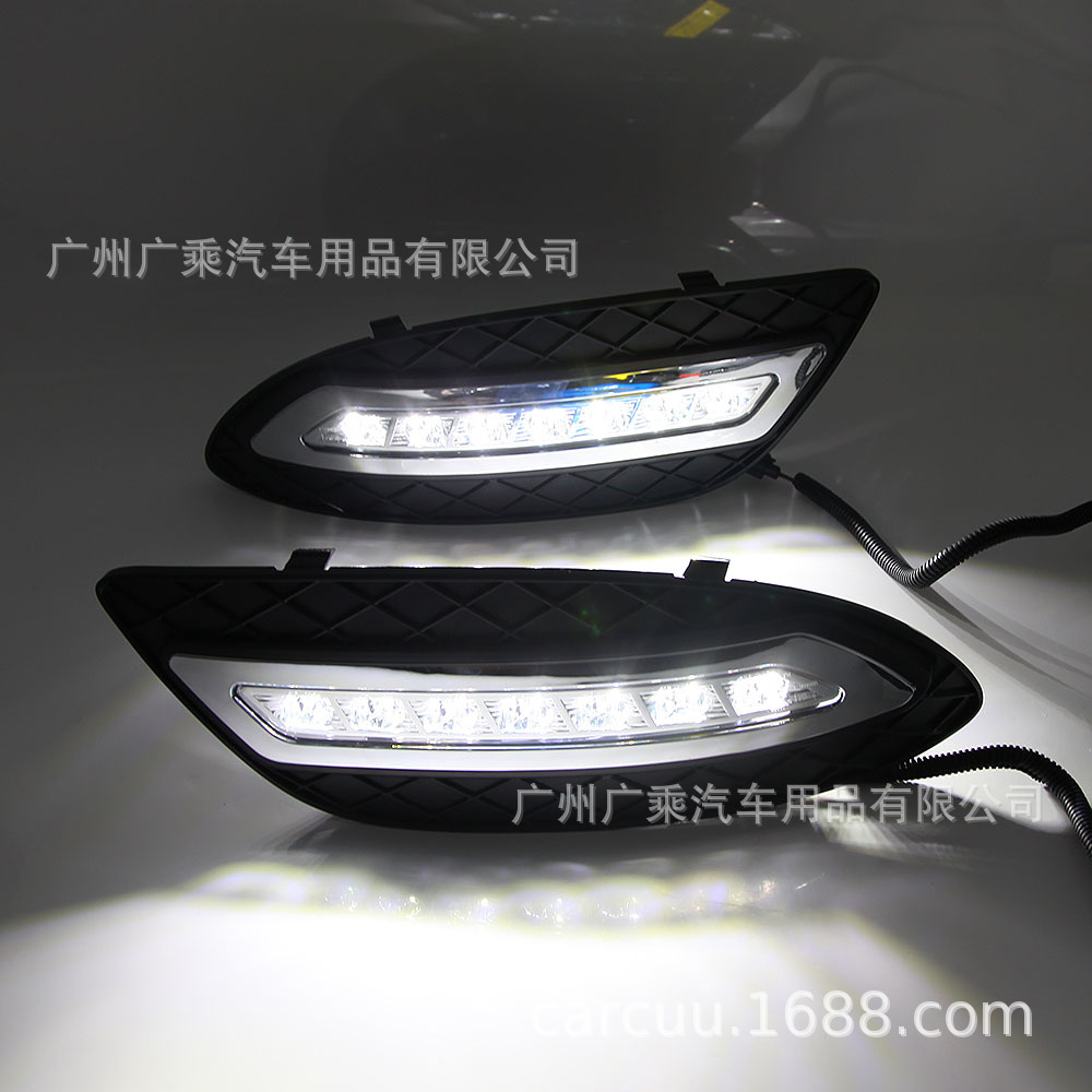 Aplicable a Mercedes-Benz Viano LED Luz de marcha diurna modificado conjunto de luz antiniebla delantera
