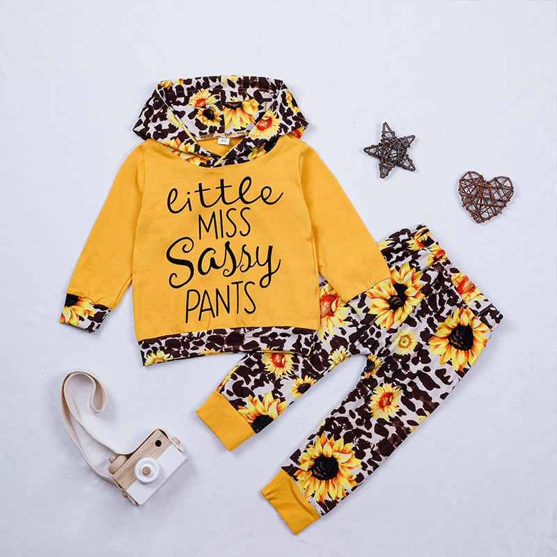 2020 Printed Baby Suit Autumn Letter Romper Trousers Two-piece Hooded Long-sleeved T-shirt + Pants Children's Clothing display picture 2