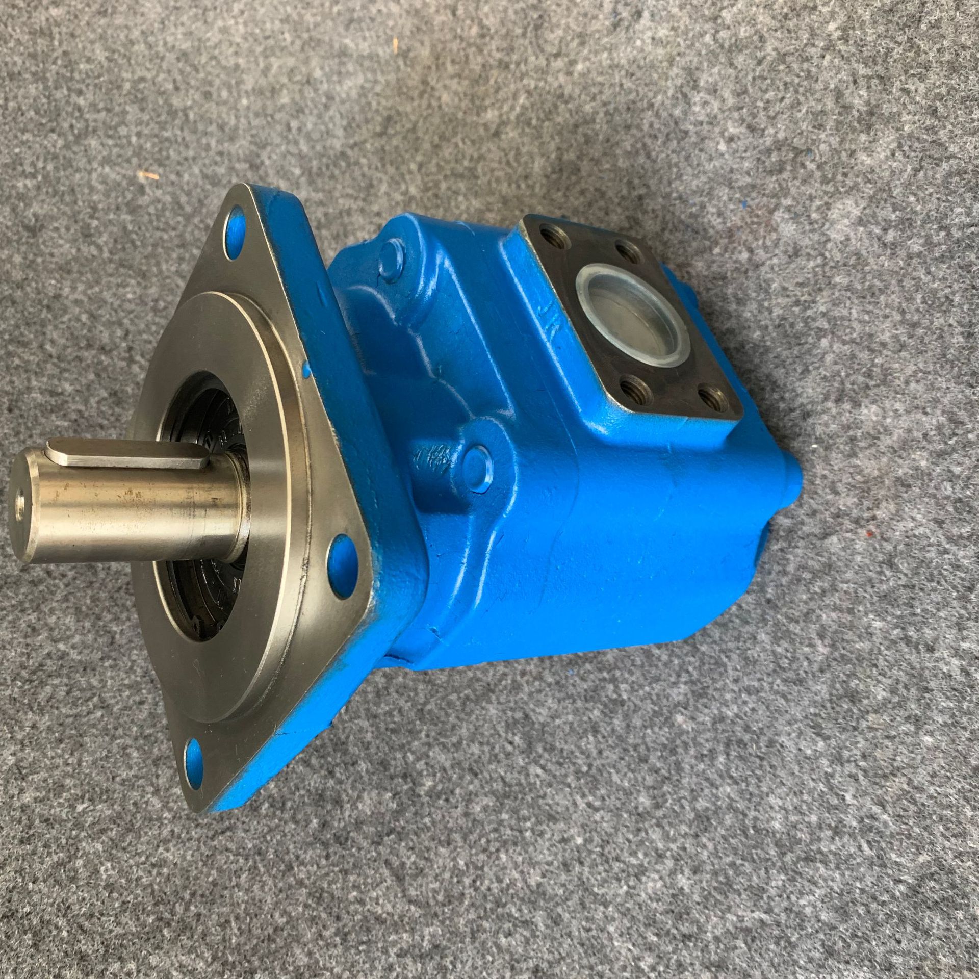 供应鸡西730采煤机双联齿轮泵JMC2-16045