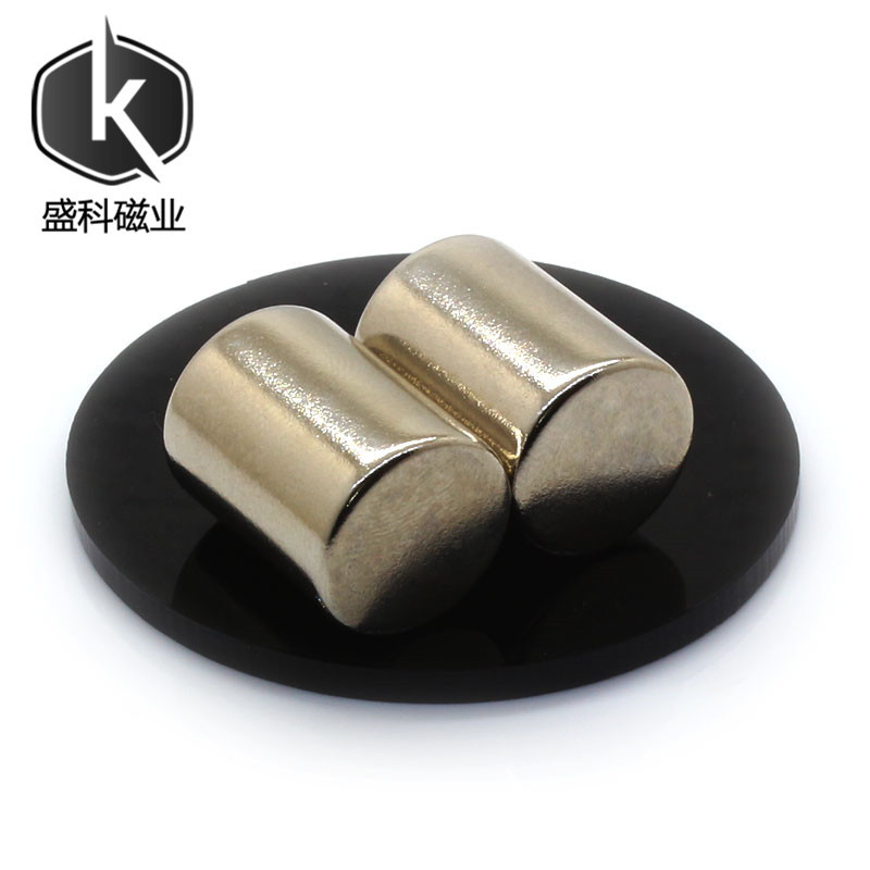D15*20磁性材料 钕铁硼高性能强力磁铁 圆柱形工业吸铁石15×20