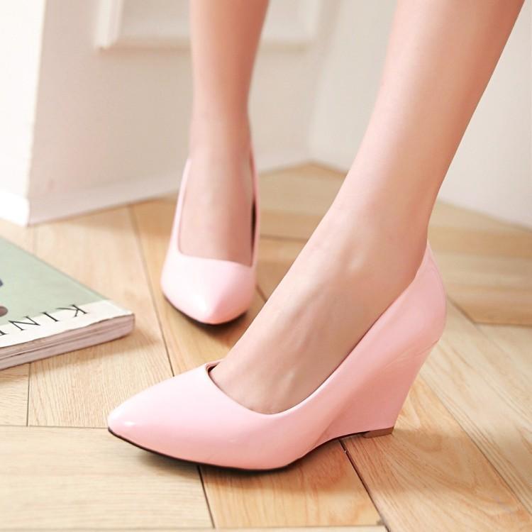 2023 new Four Seasons sweet lady all-Match patent leather pointed low-cut wedge women's shoes foreign trade large size shoes