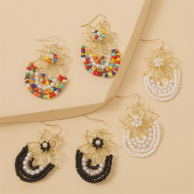 Korean Cute Hand-woven Flowers Rice Beads Resin Earrings Jewelry Wholesale Nihaojewelry display picture 2